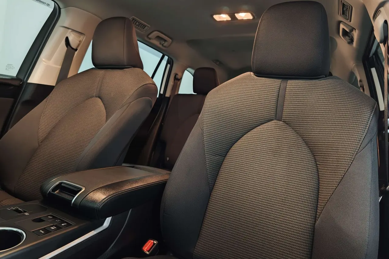 2025 Toyota Kluger Gallery Image 16