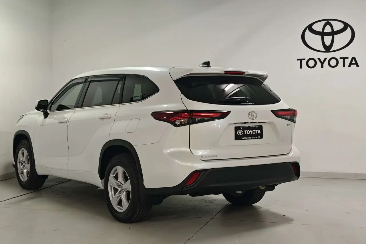 2025 Toyota Kluger Gallery Image 6