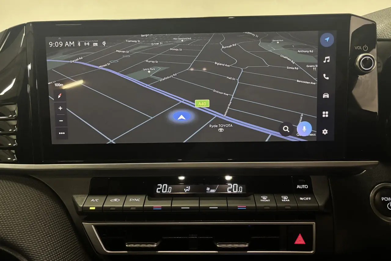 2025 Toyota Camry Gallery Image 17