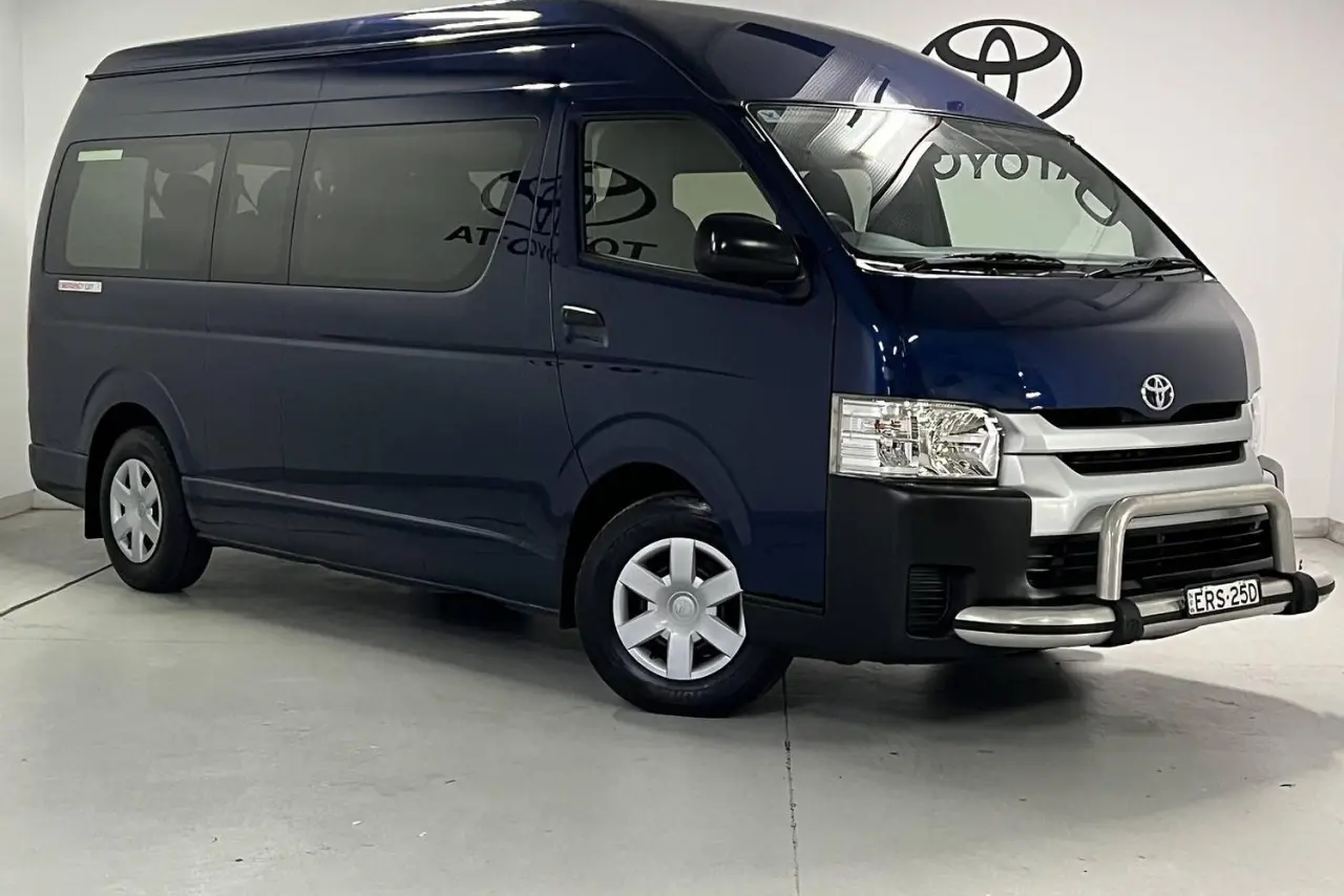 2014 Toyota Hiace Gallery Image 1