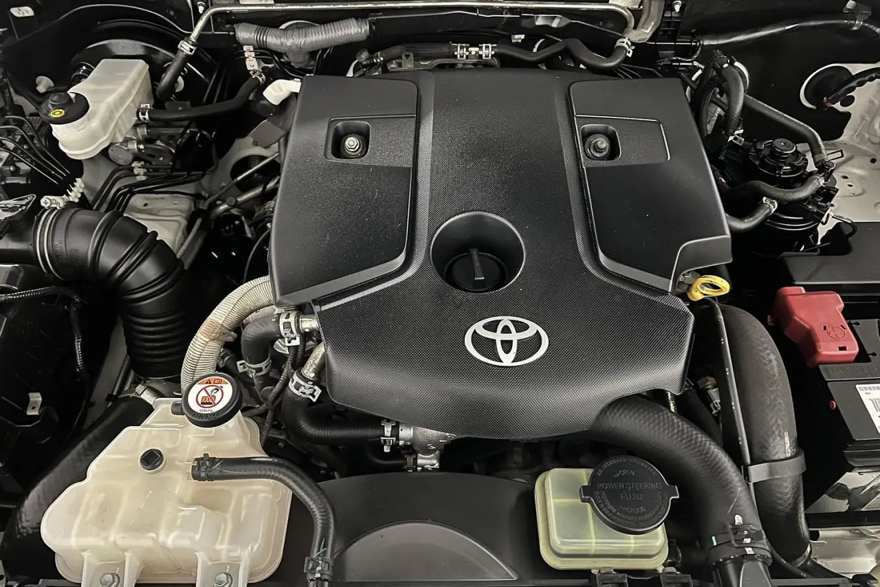 2016 Toyota Hilux Gallery Image 22