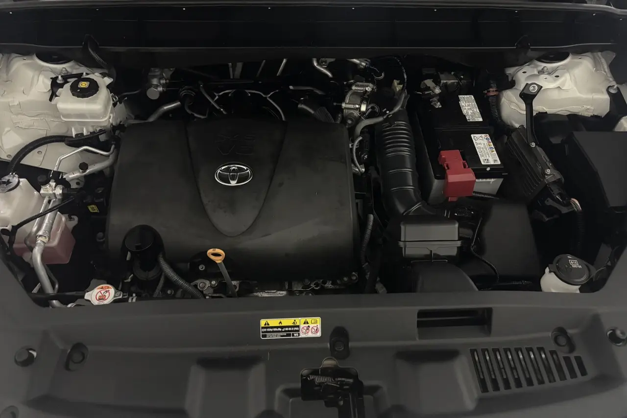 2021 Toyota Kluger Gallery Image 22