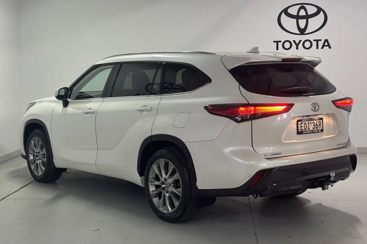 2021 Toyota Kluger Gallery Image 8