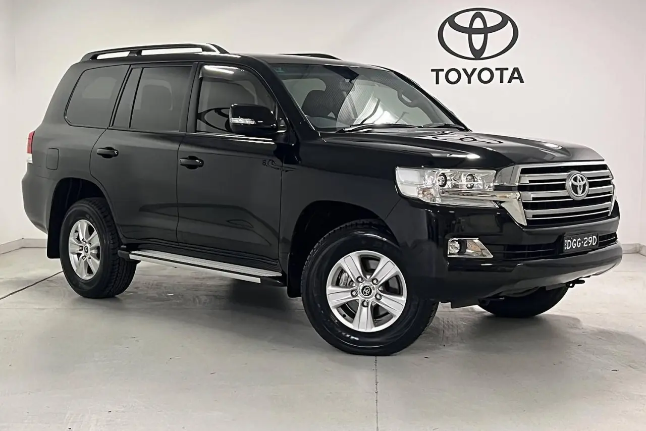 2021 Toyota Landcruiser Gallery Image 1