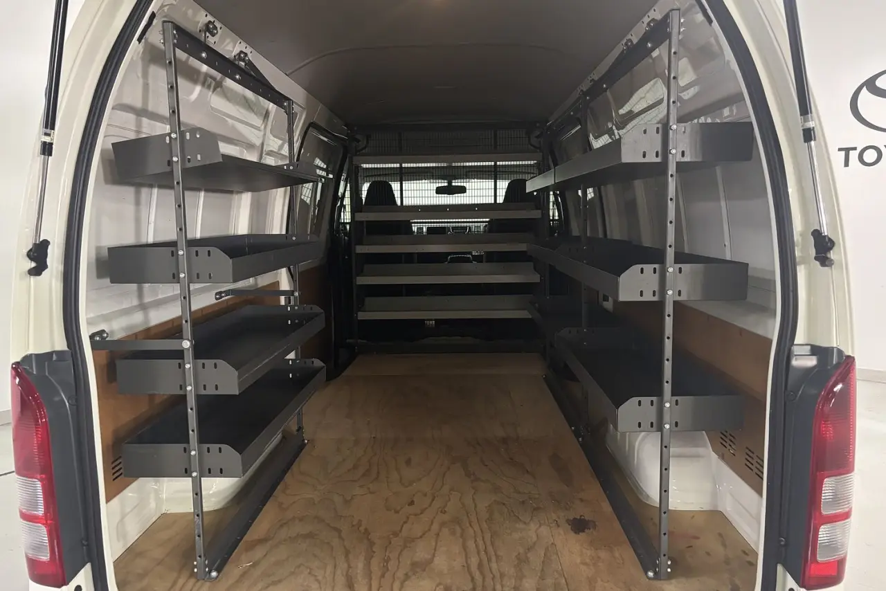 2016 Toyota Hiace Gallery Image 10