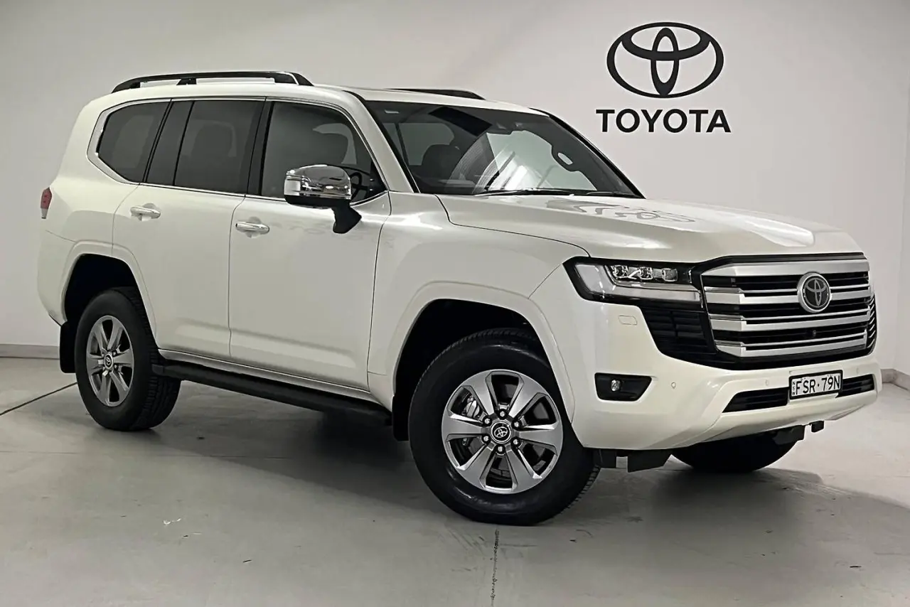 2022 Toyota Landcruiser Gallery Image 1