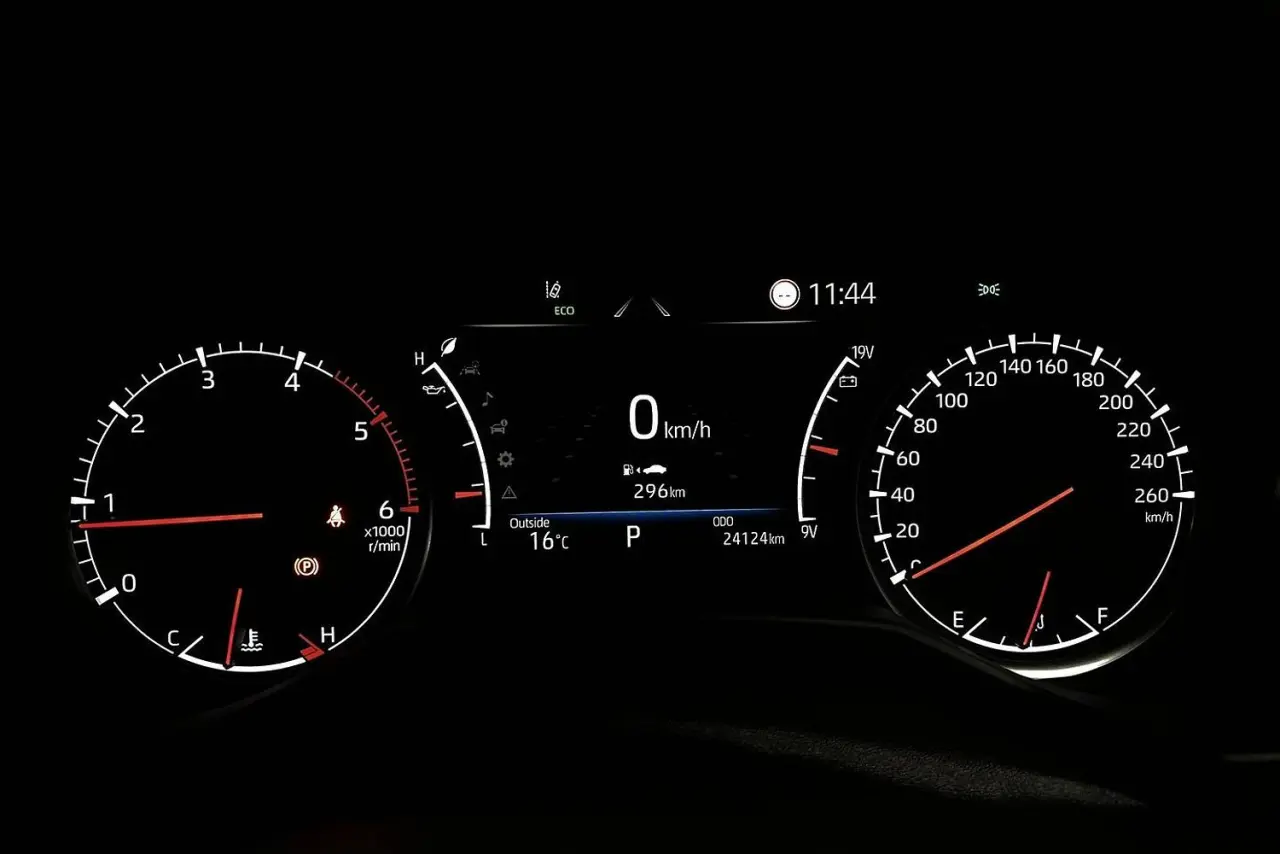 2022 Toyota Landcruiser Gallery Image 19