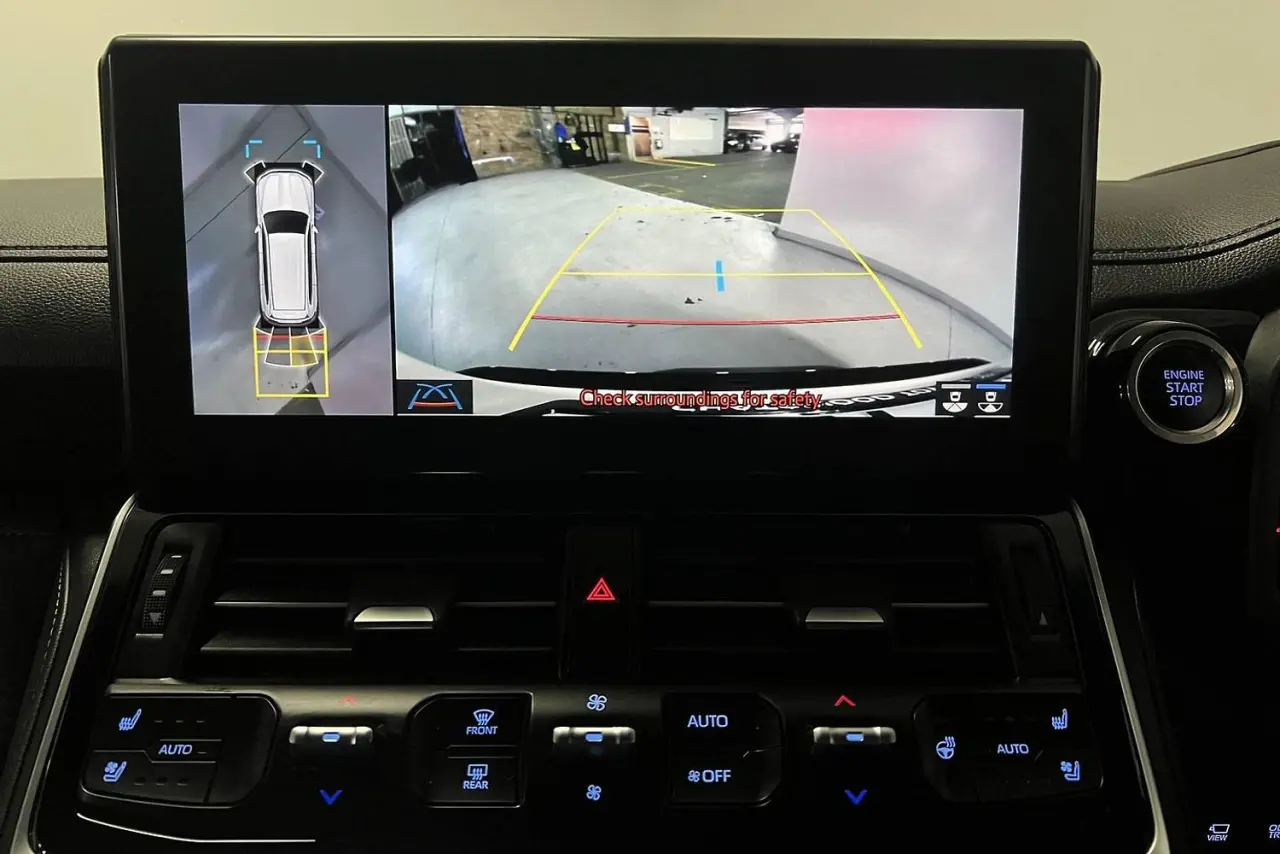 2022 Toyota Landcruiser Gallery Image 20