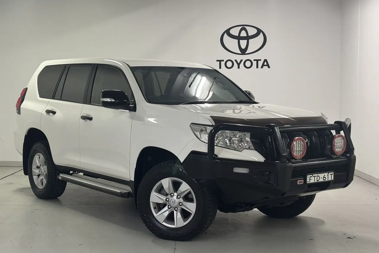 2020 Toyota Landcruiser Prado Image