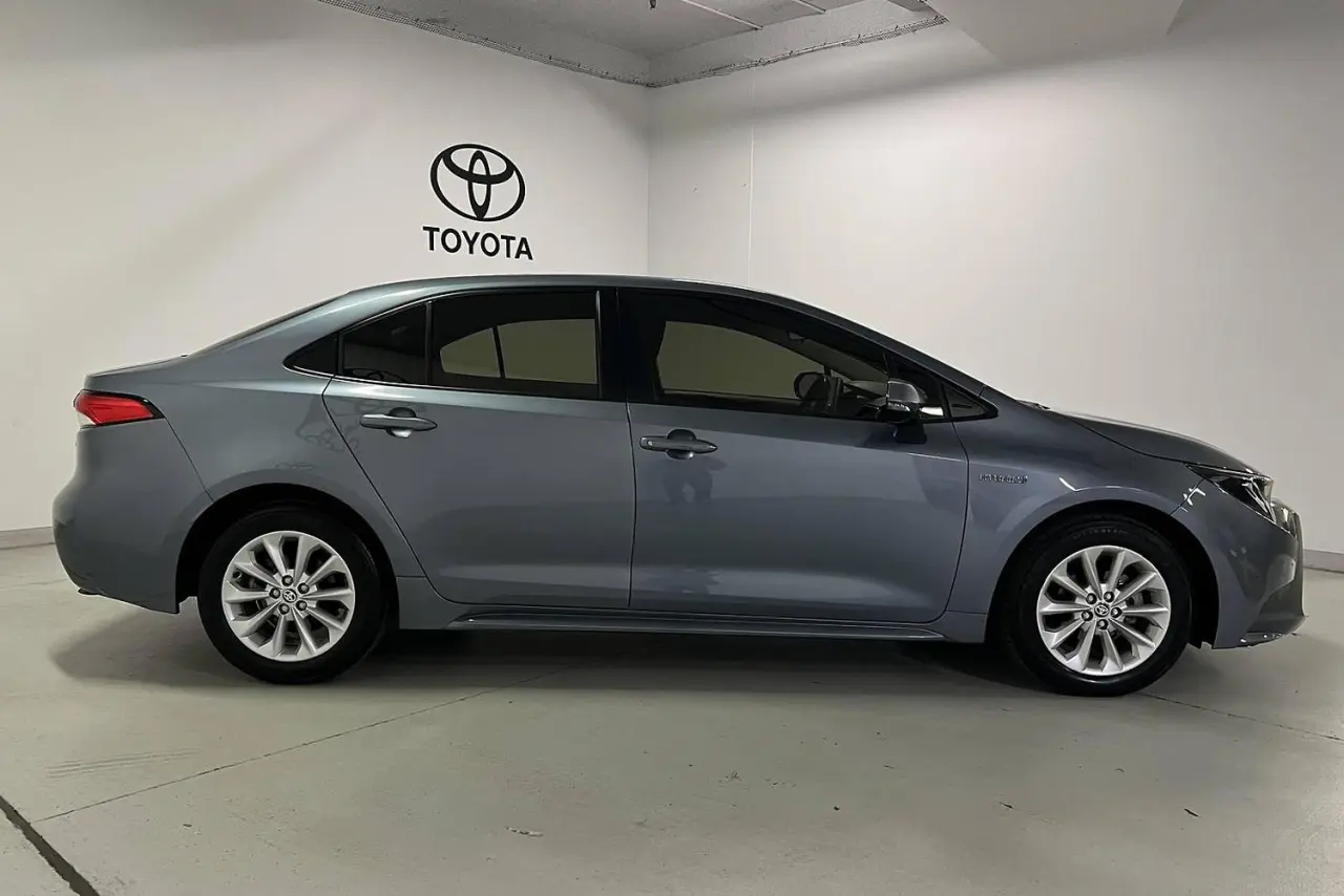 2022 Toyota Corolla Gallery Image 4