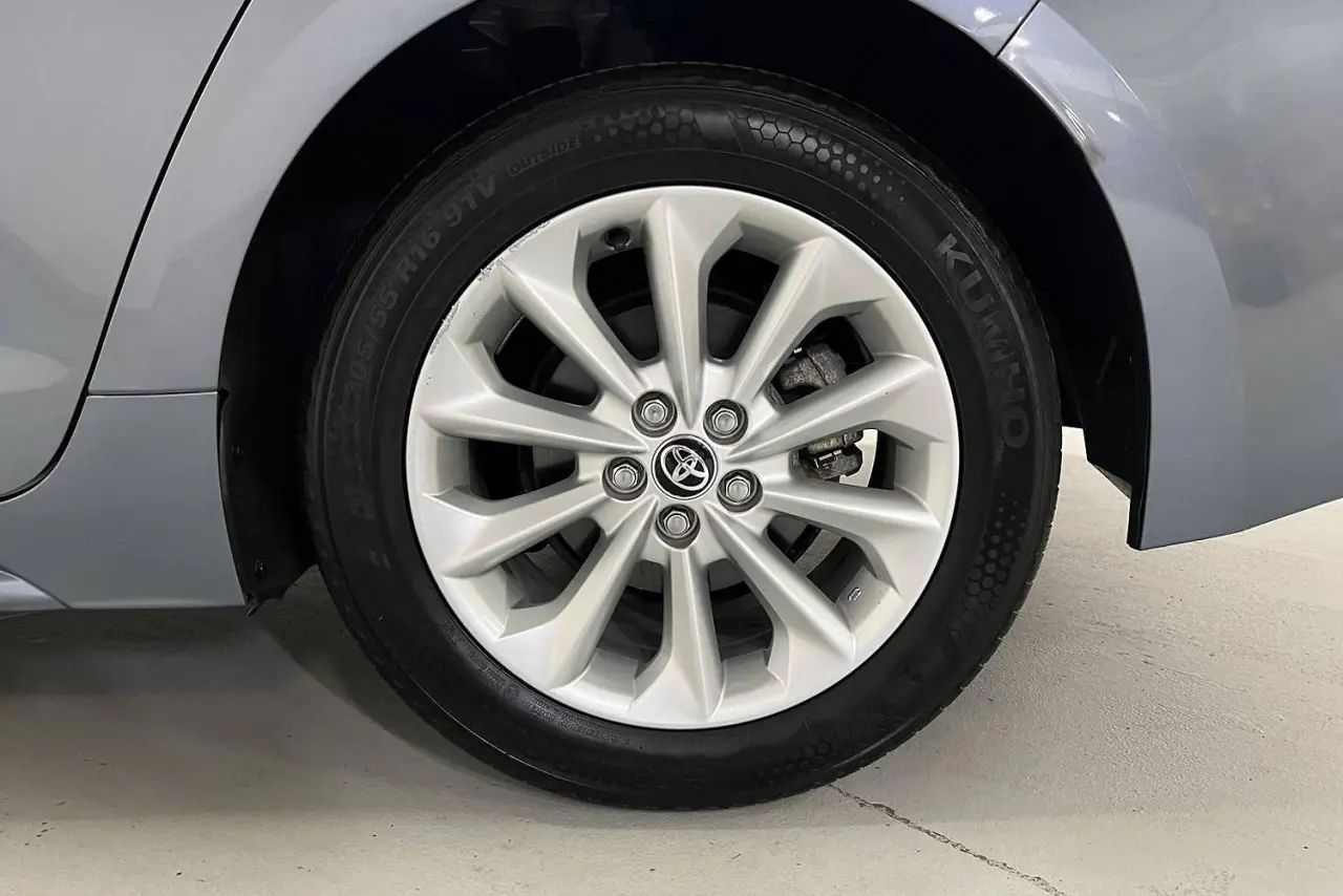 2022 Toyota Corolla Gallery Image 5