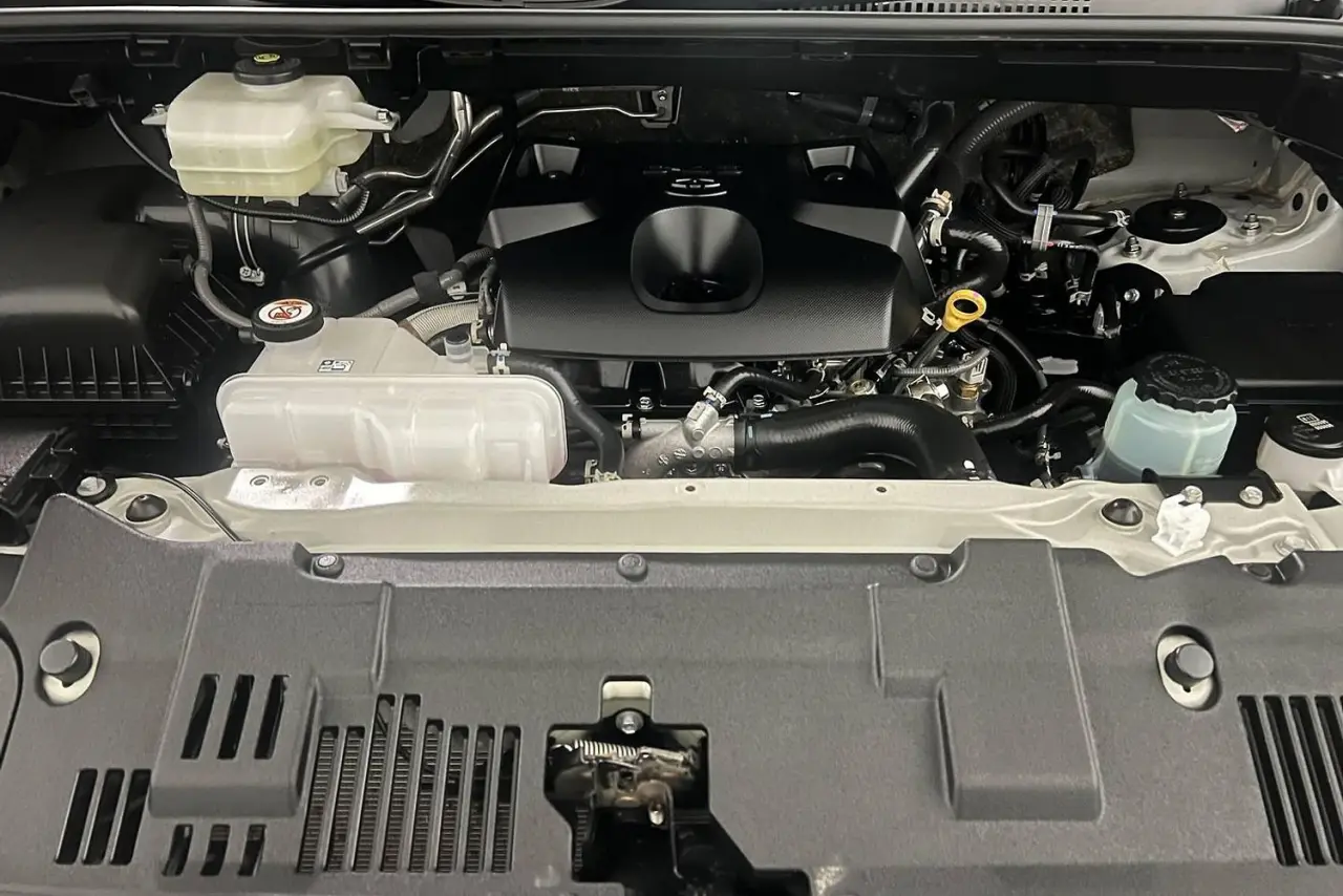 2024 Toyota Hiace Gallery Image 20