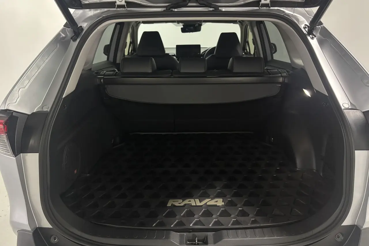 2023 Toyota RAV4 Gallery Image 12