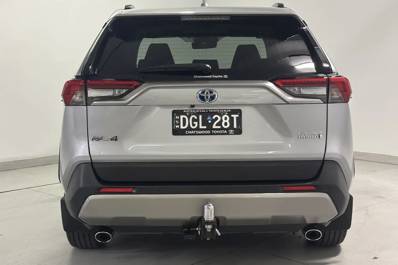 2023 Toyota RAV4 Gallery Image 7