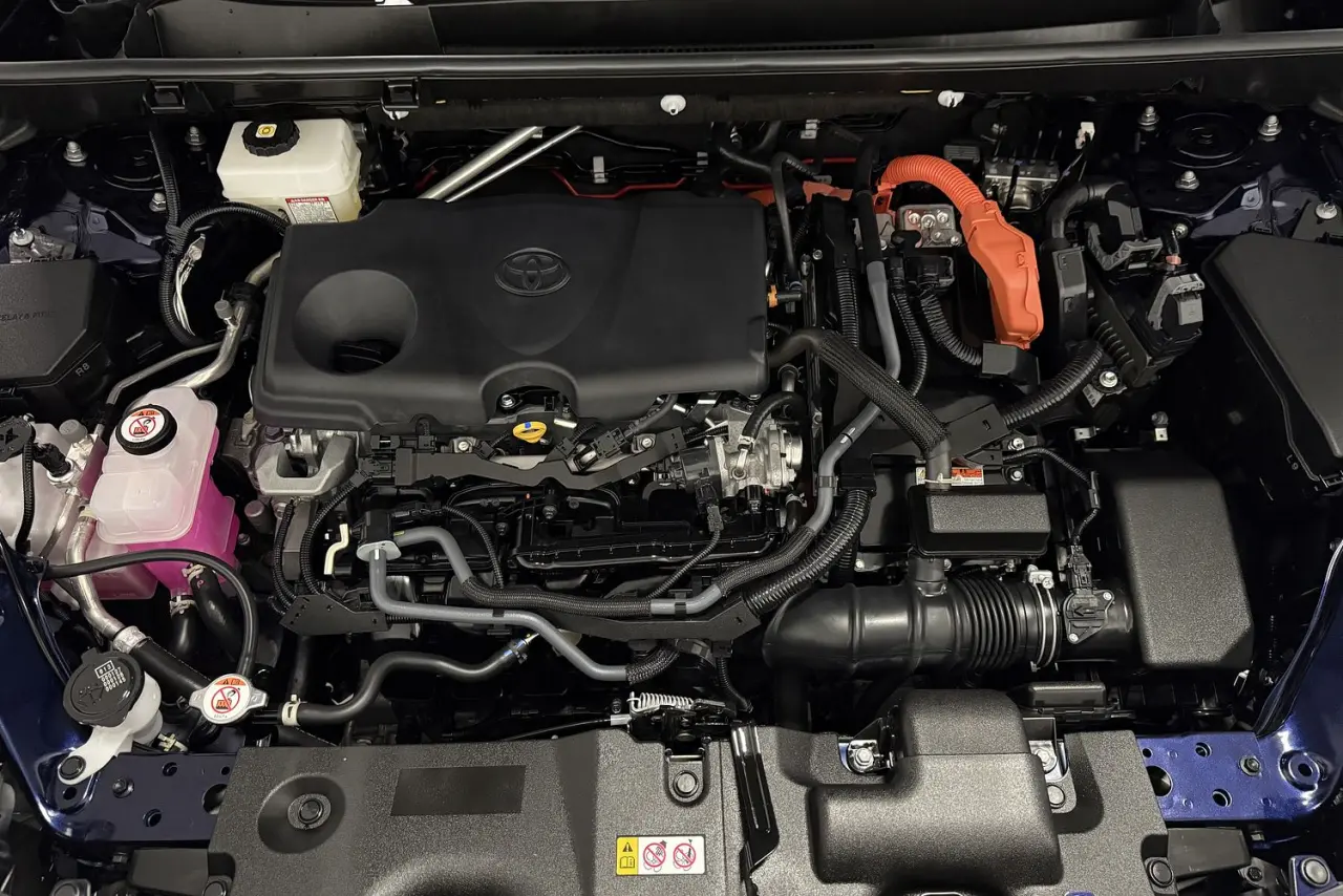 2024 Toyota RAV4 Gallery Image 22