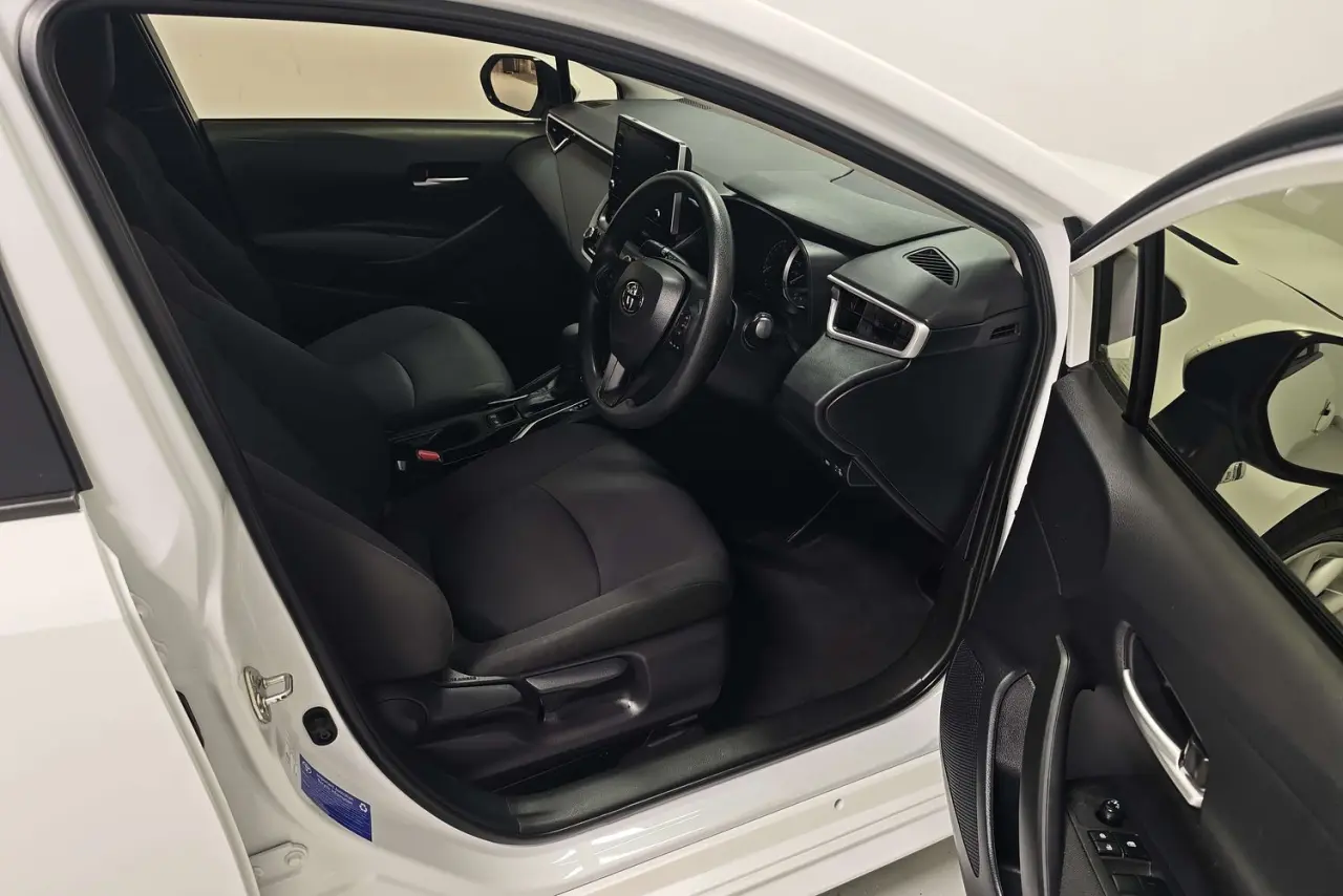 2022 Toyota Corolla Gallery Image 10
