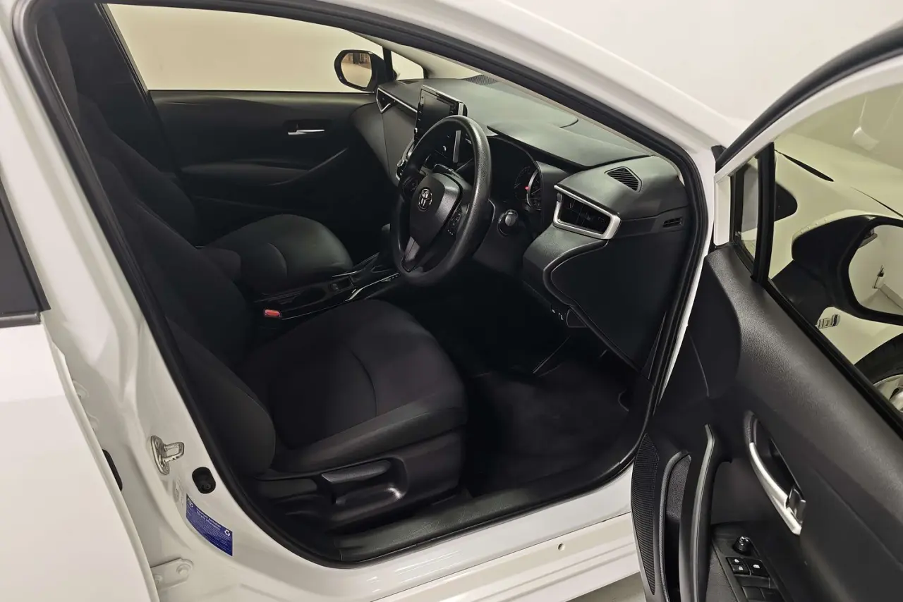 2022 Toyota Corolla Gallery Image 10