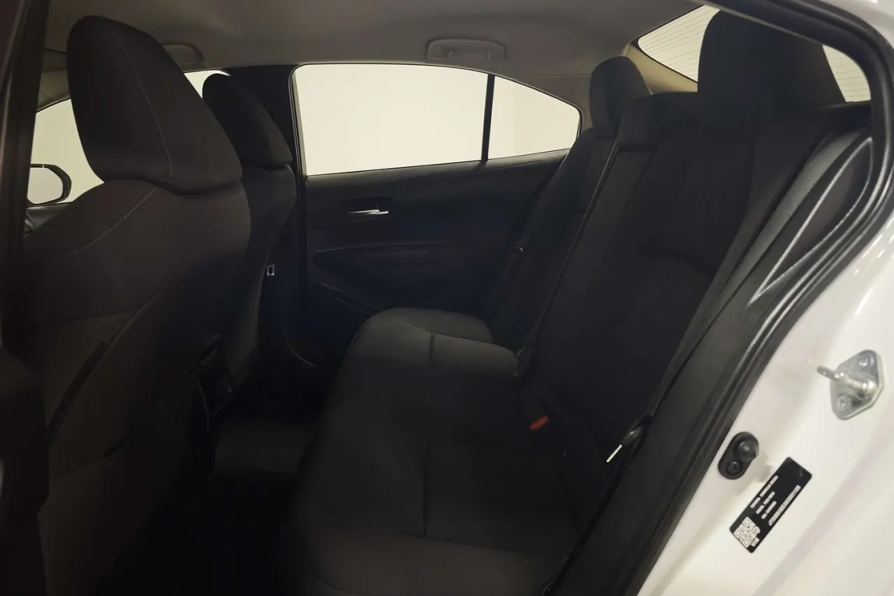 2022 Toyota Corolla Gallery Image 13