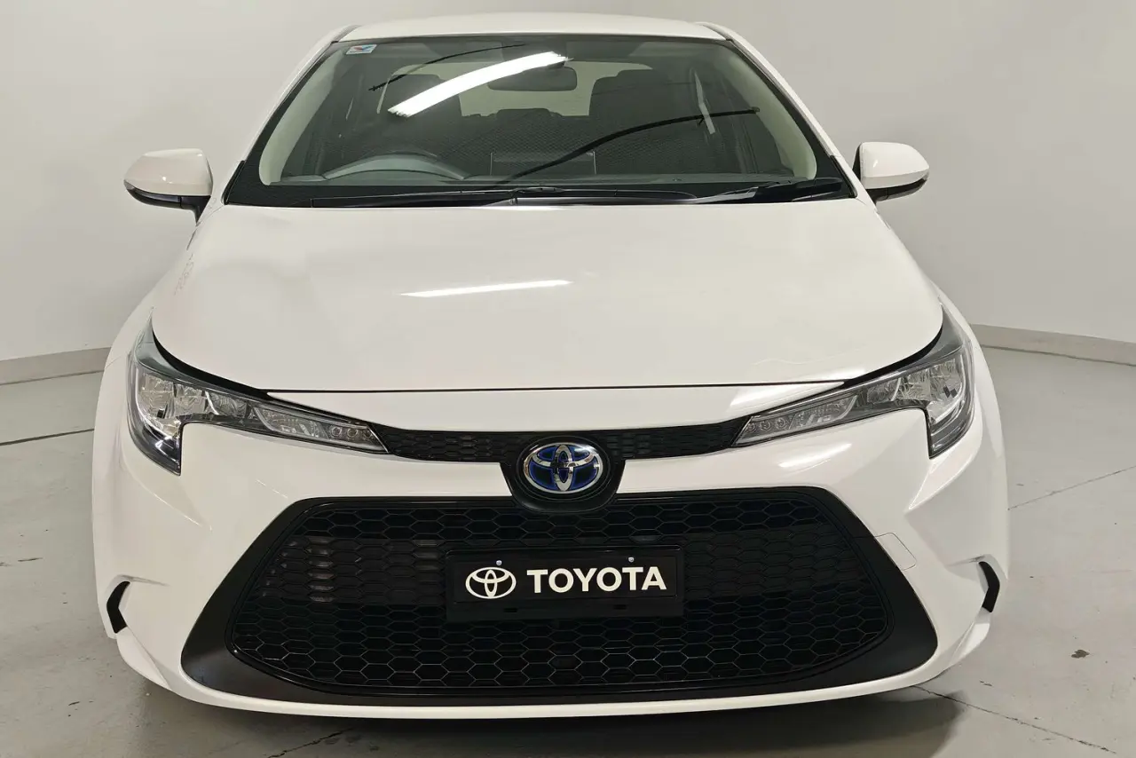 2022 Toyota Corolla Gallery Image 3