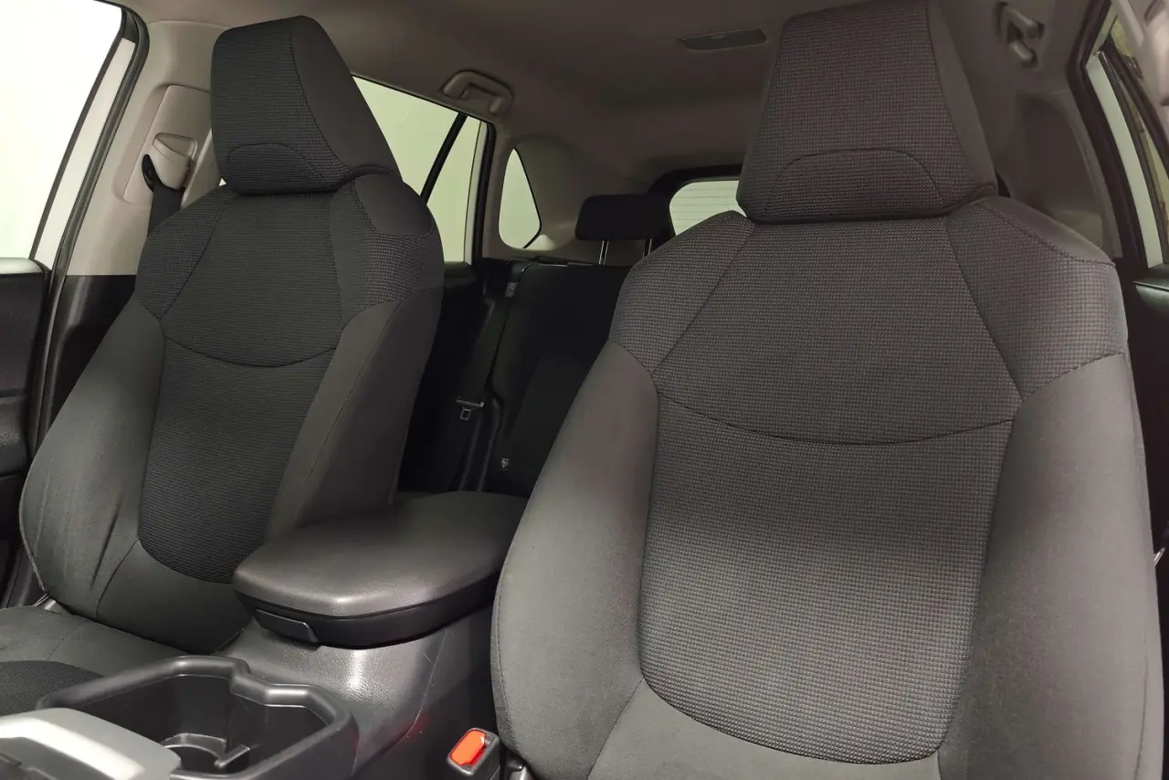 2022 Toyota RAV4 Gallery Image 15