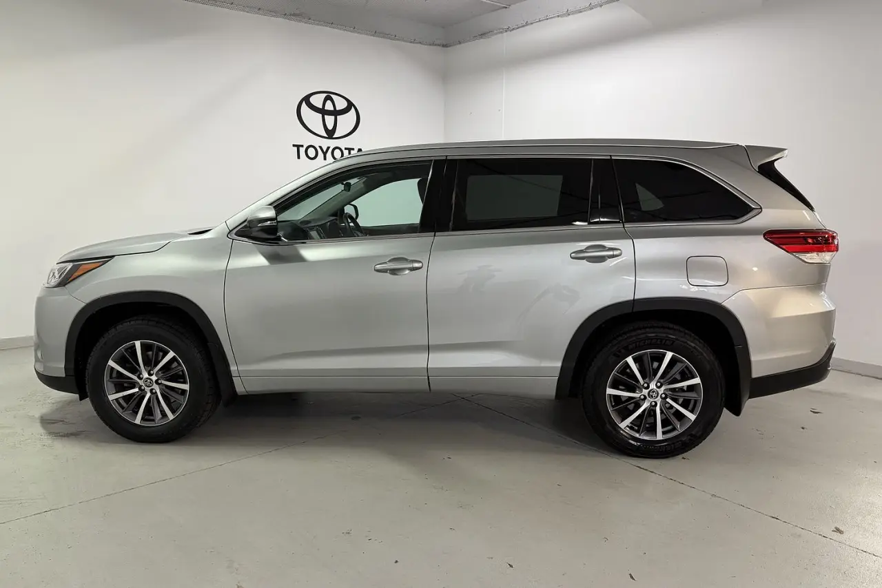 2019 Toyota Kluger Gallery Image 6