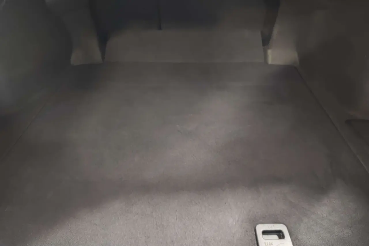 2021 Toyota Camry Gallery Image 12