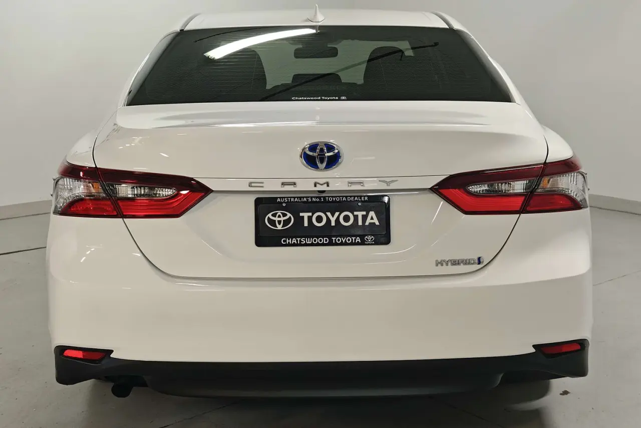 2021 Toyota Camry Gallery Image 8