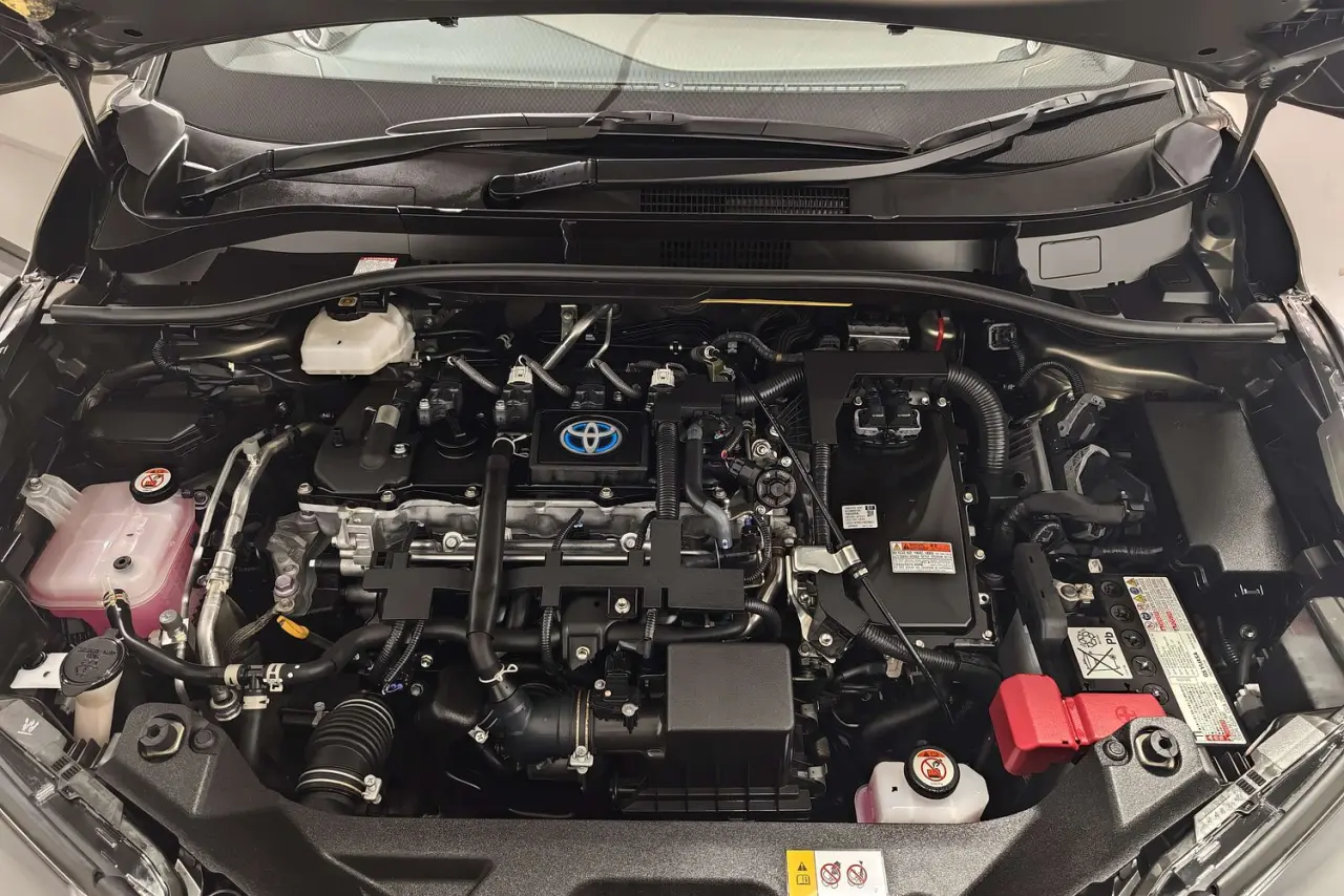 2022 Toyota C-HR Gallery Image 22