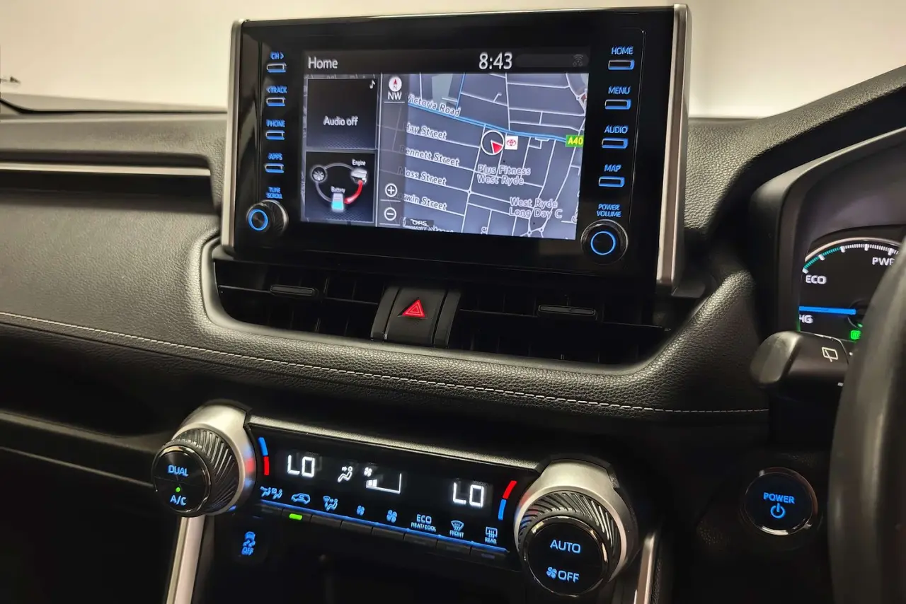 2022 Toyota RAV4 Gallery Image 18