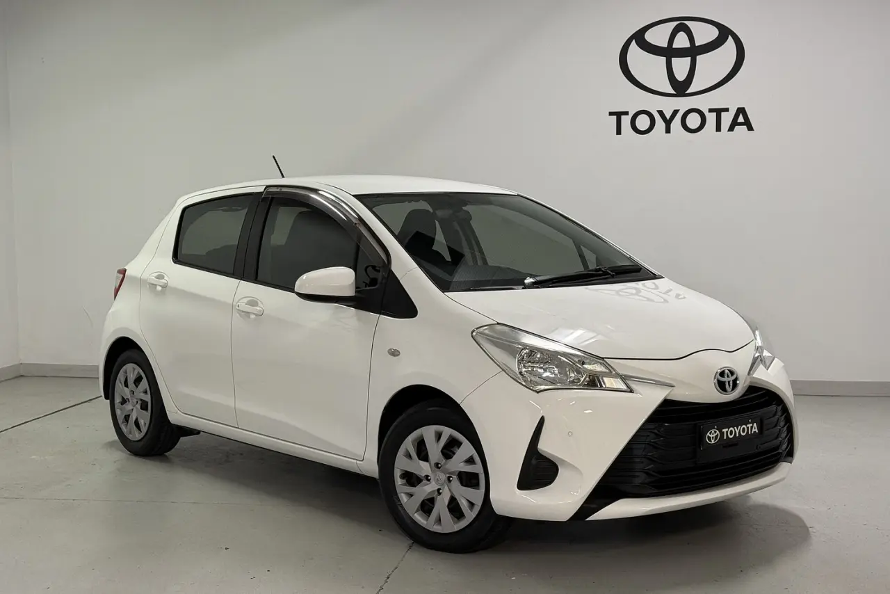 2017 Toyota Yaris Gallery Image 1