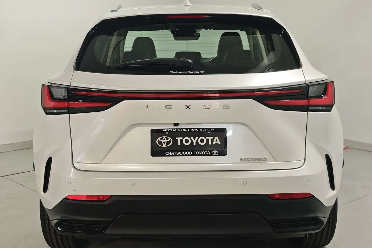 2023 Lexus NX Gallery Image 8