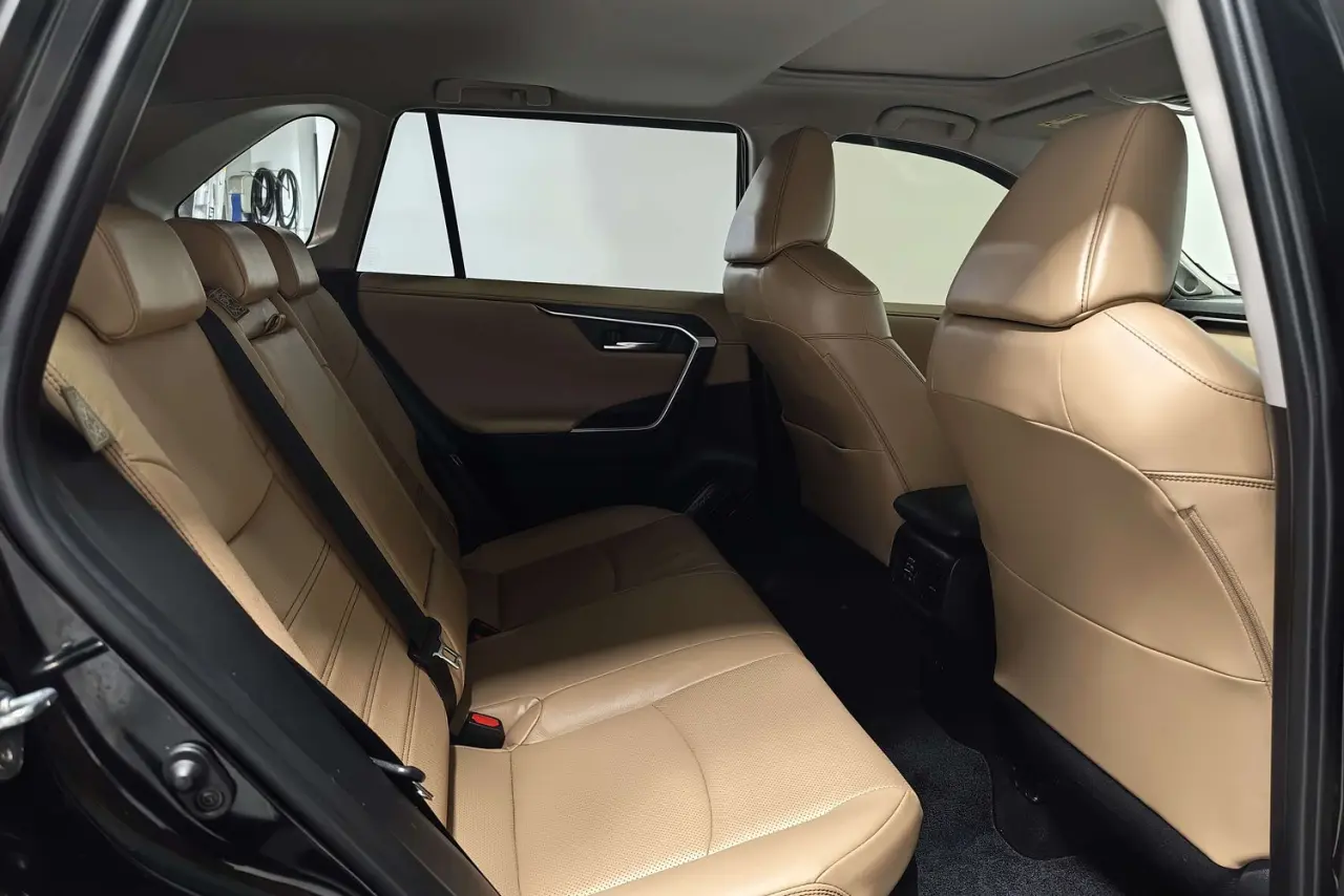 2023 Toyota RAV4 Gallery Image 11