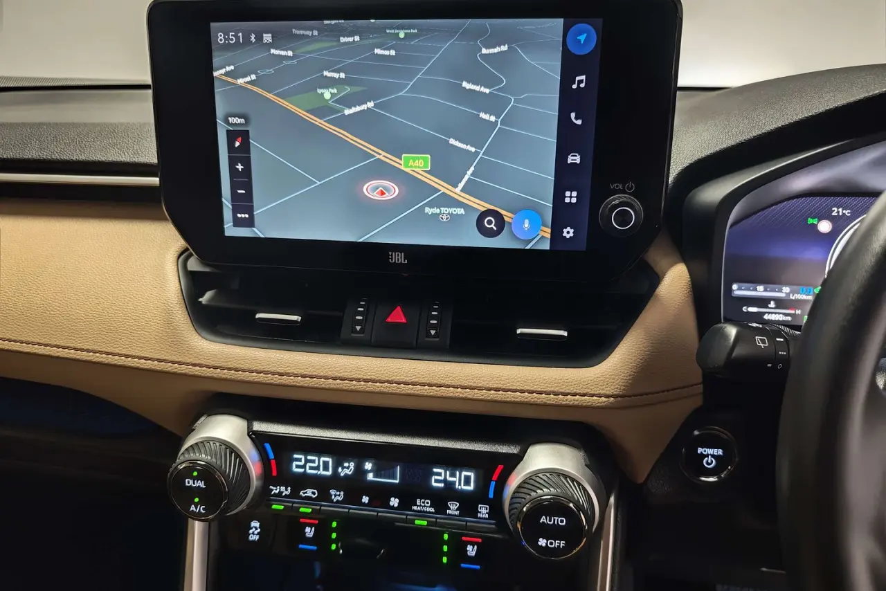 2023 Toyota RAV4 Gallery Image 18