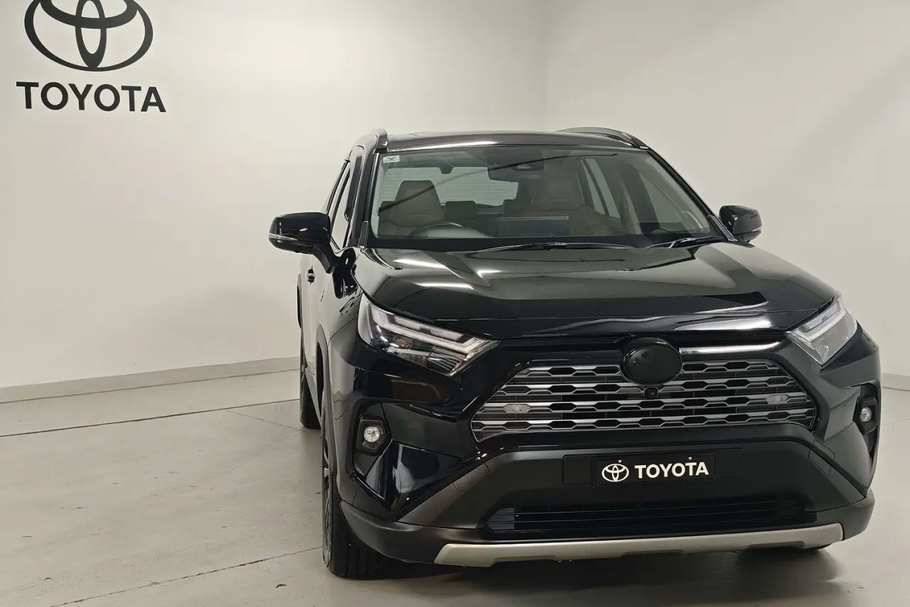 2023 Toyota RAV4 Gallery Image 2