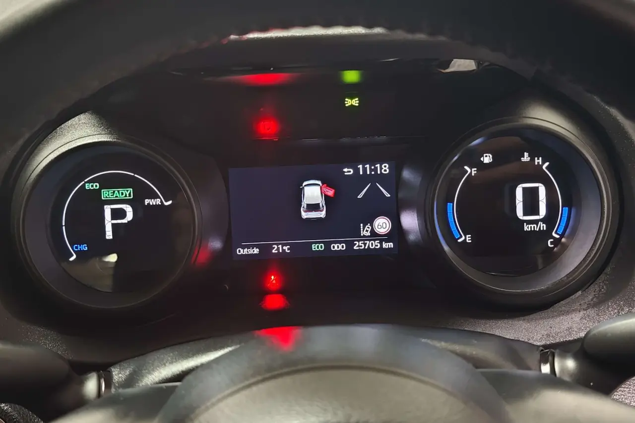 2023 Toyota Yaris Cross Gallery Image 17