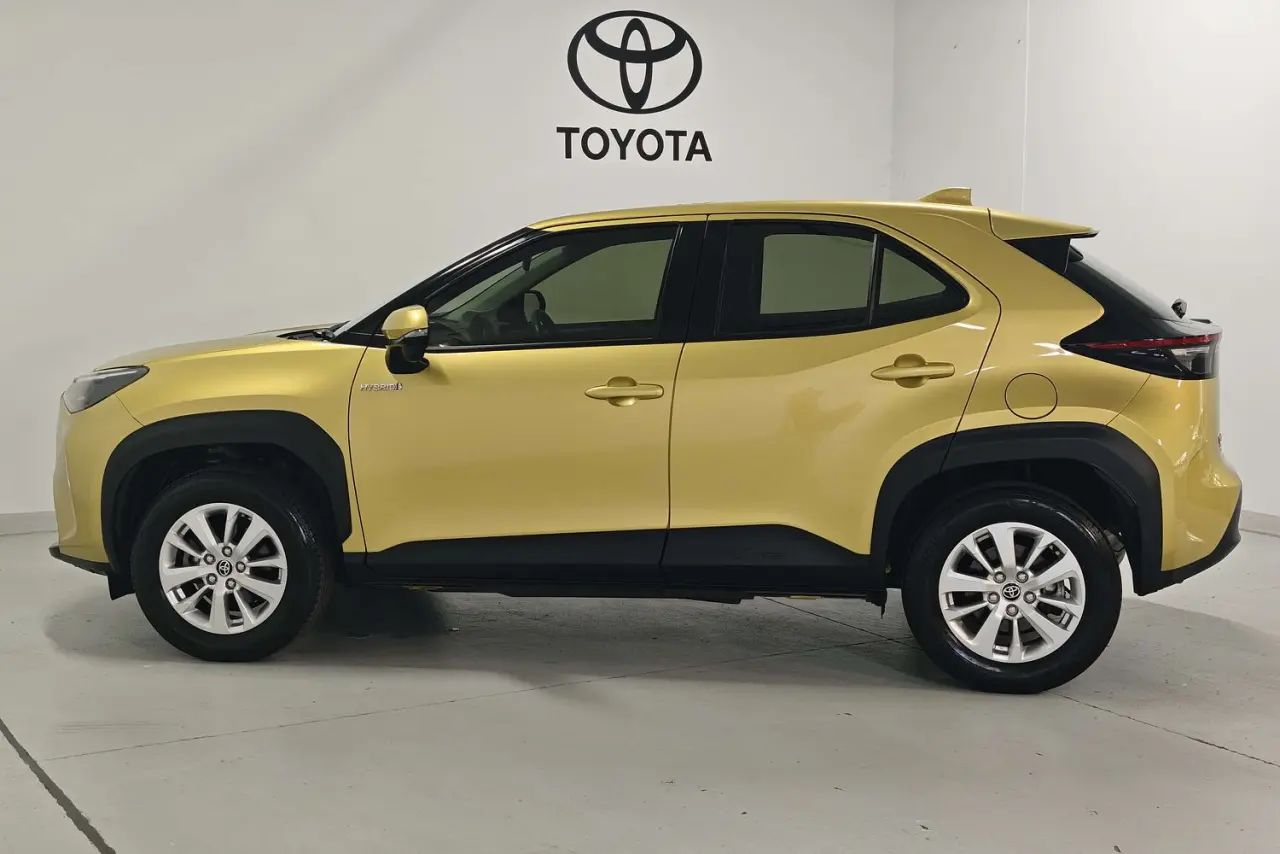 2023 Toyota Yaris Cross Gallery Image 9