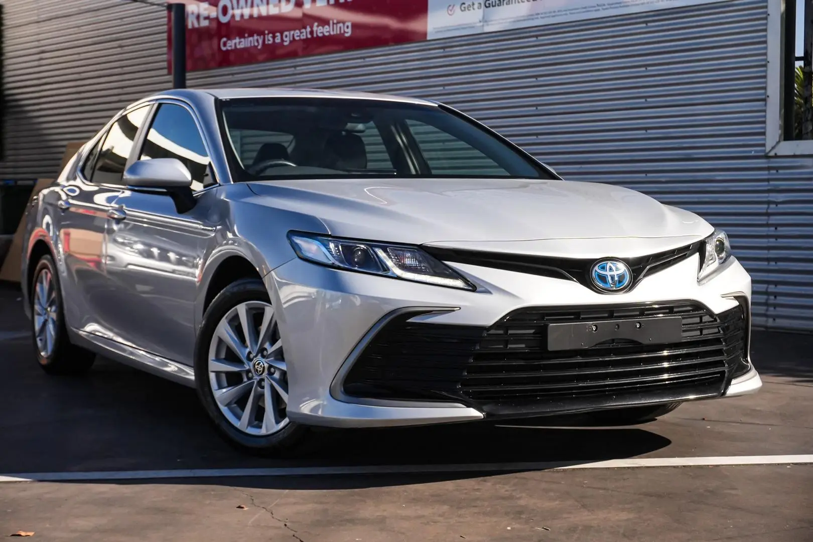 2024 Toyota Camry Gallery Image 2