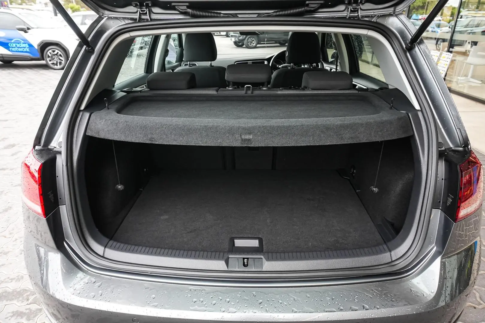 2020 Volkswagen Golf Gallery Image 12