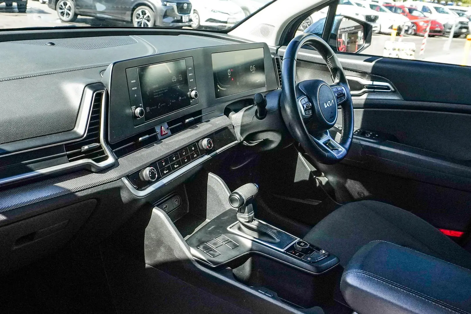 2023 Kia Sportage Gallery Image 11