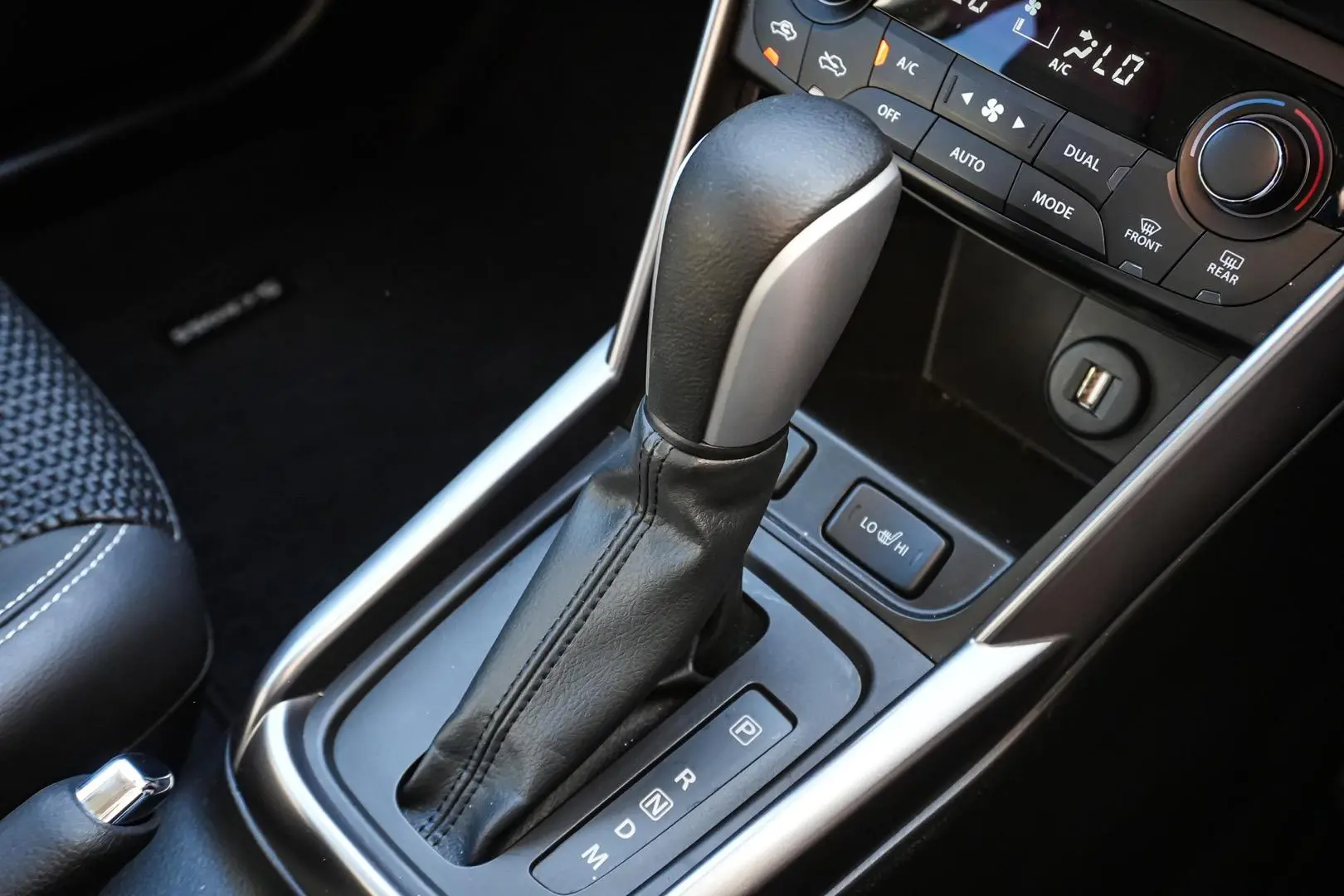 2023 Suzuki S-Cross Gallery Image 15