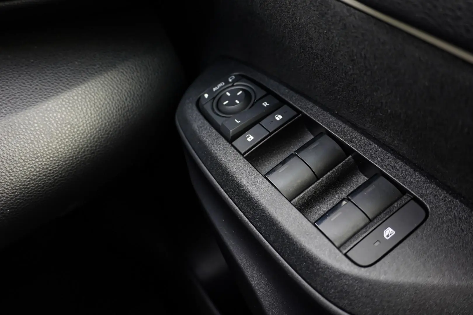 2024 Toyota Yaris Gallery Image 22