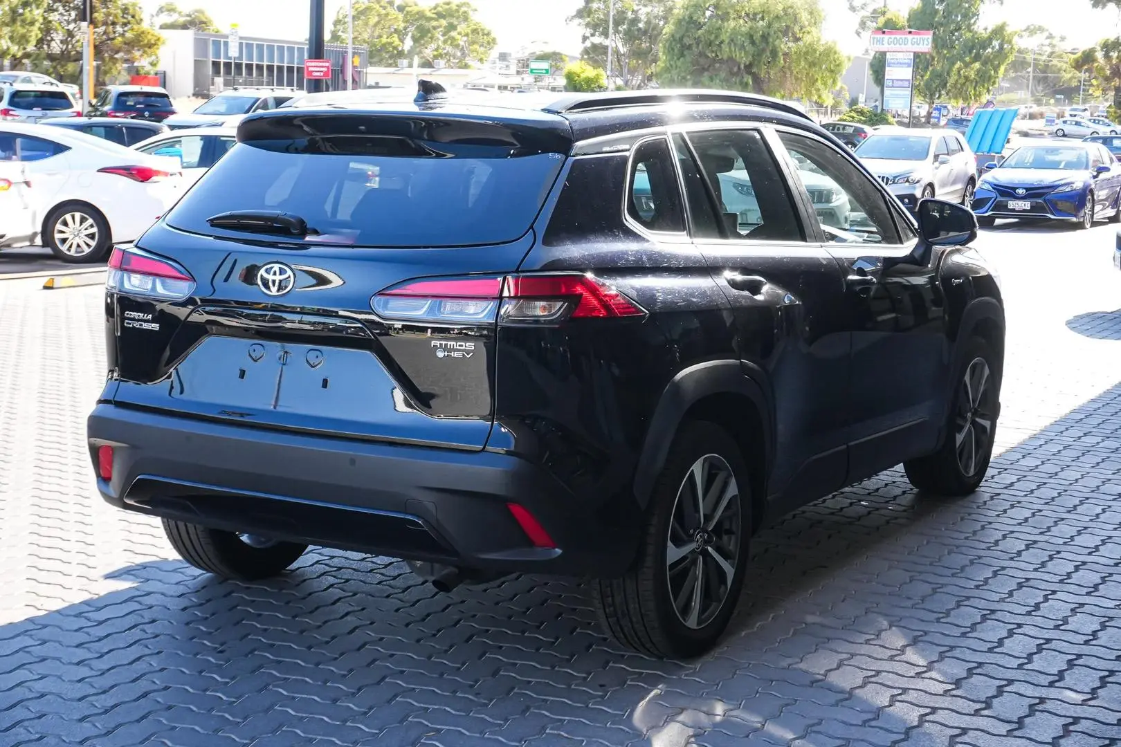 2024 Toyota Corolla Cross Gallery Image 3