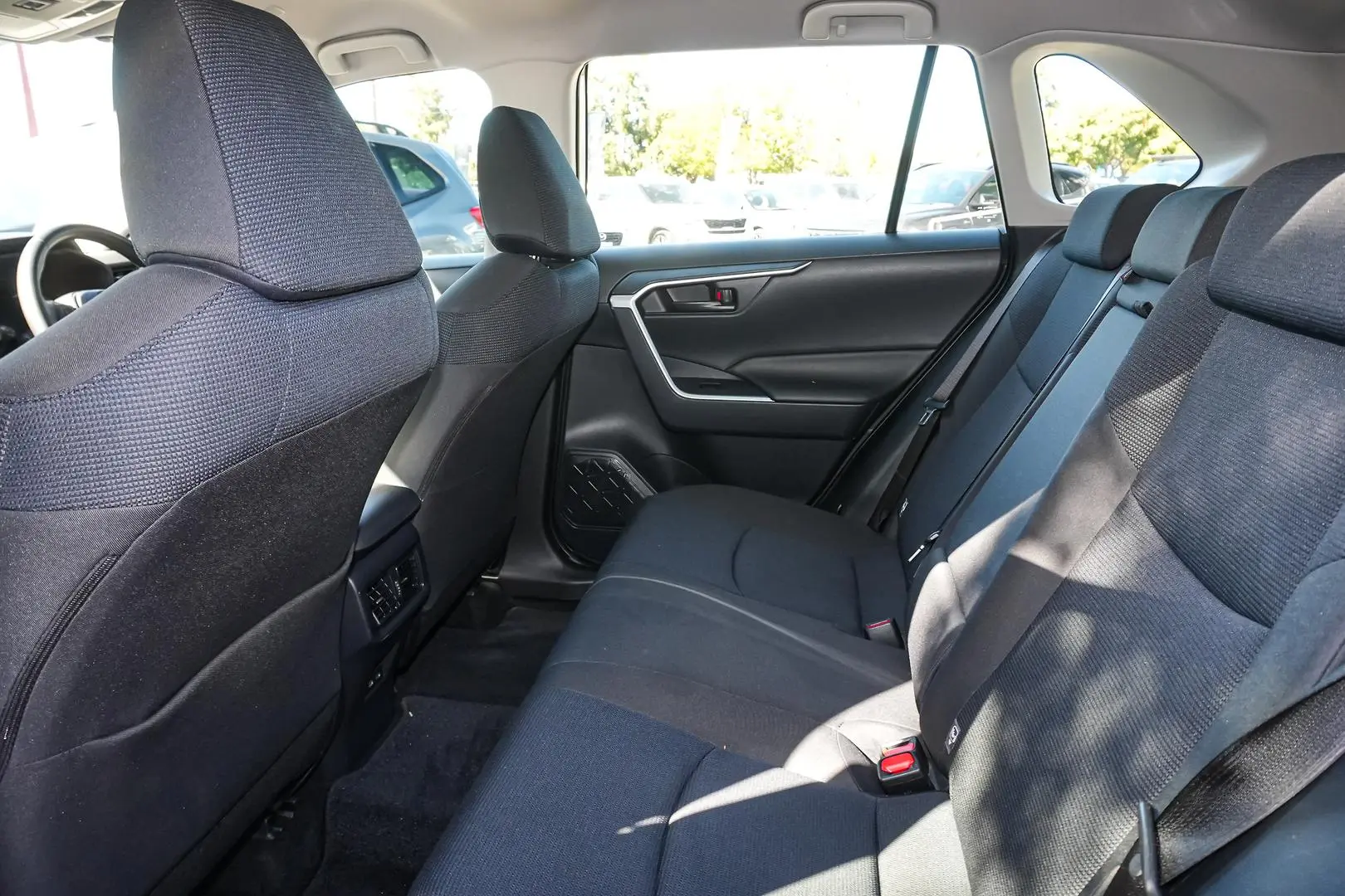 2024 Toyota RAV4 Gallery Image 13