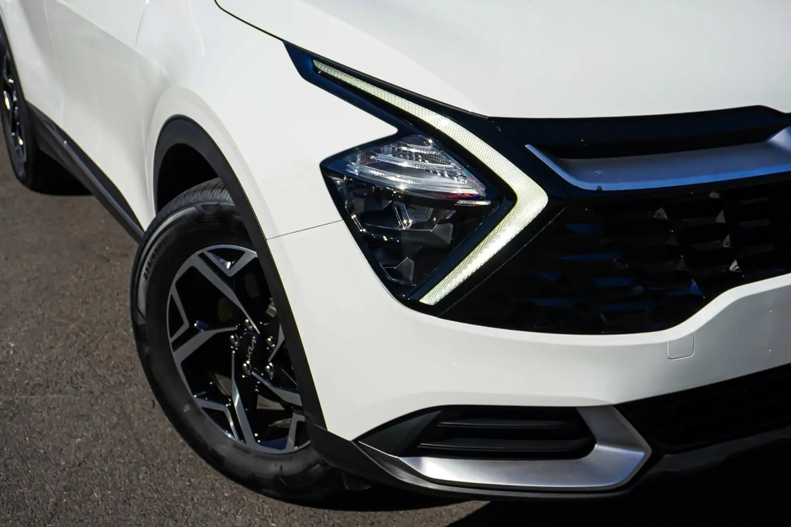 2024 Kia Sportage Gallery Image 11