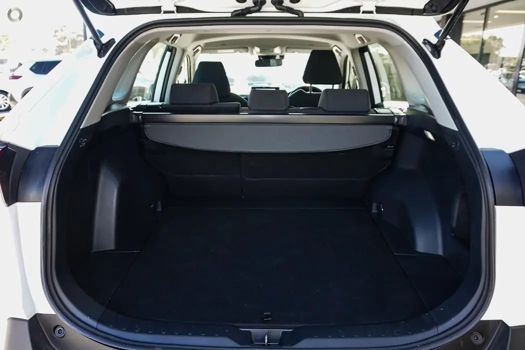 2024 Toyota RAV4 Gallery Image 12