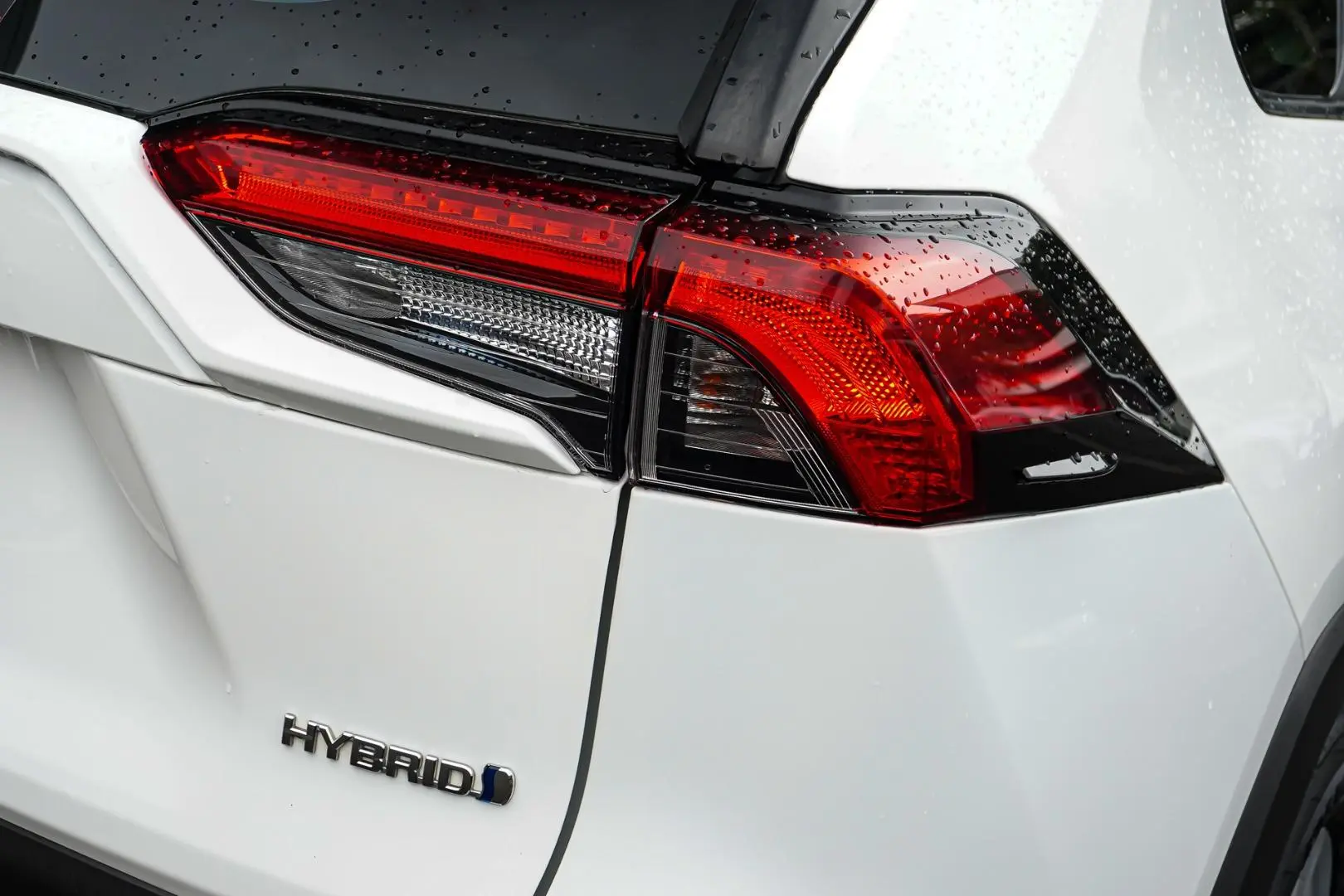 2020 Toyota RAV4 Gallery Image 13