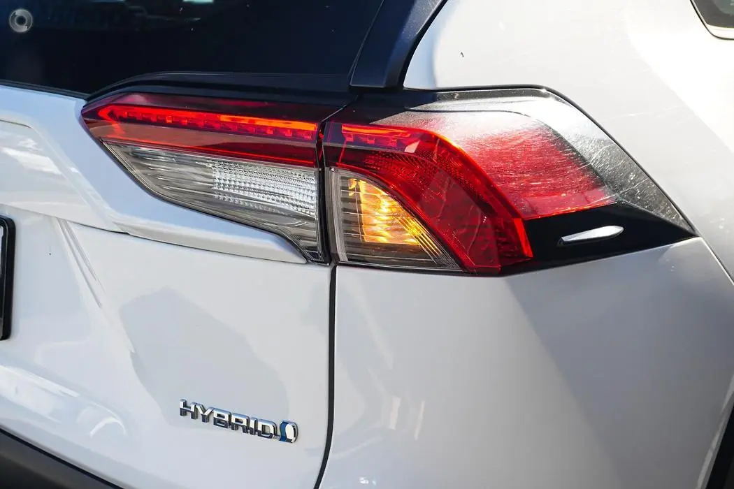 2024 Toyota RAV4 Gallery Image 20