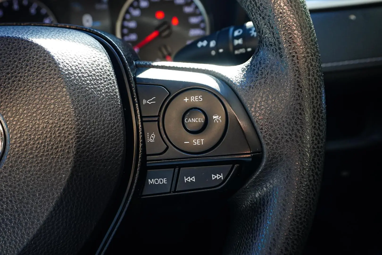 2020 Toyota RAV4 Gallery Image 19