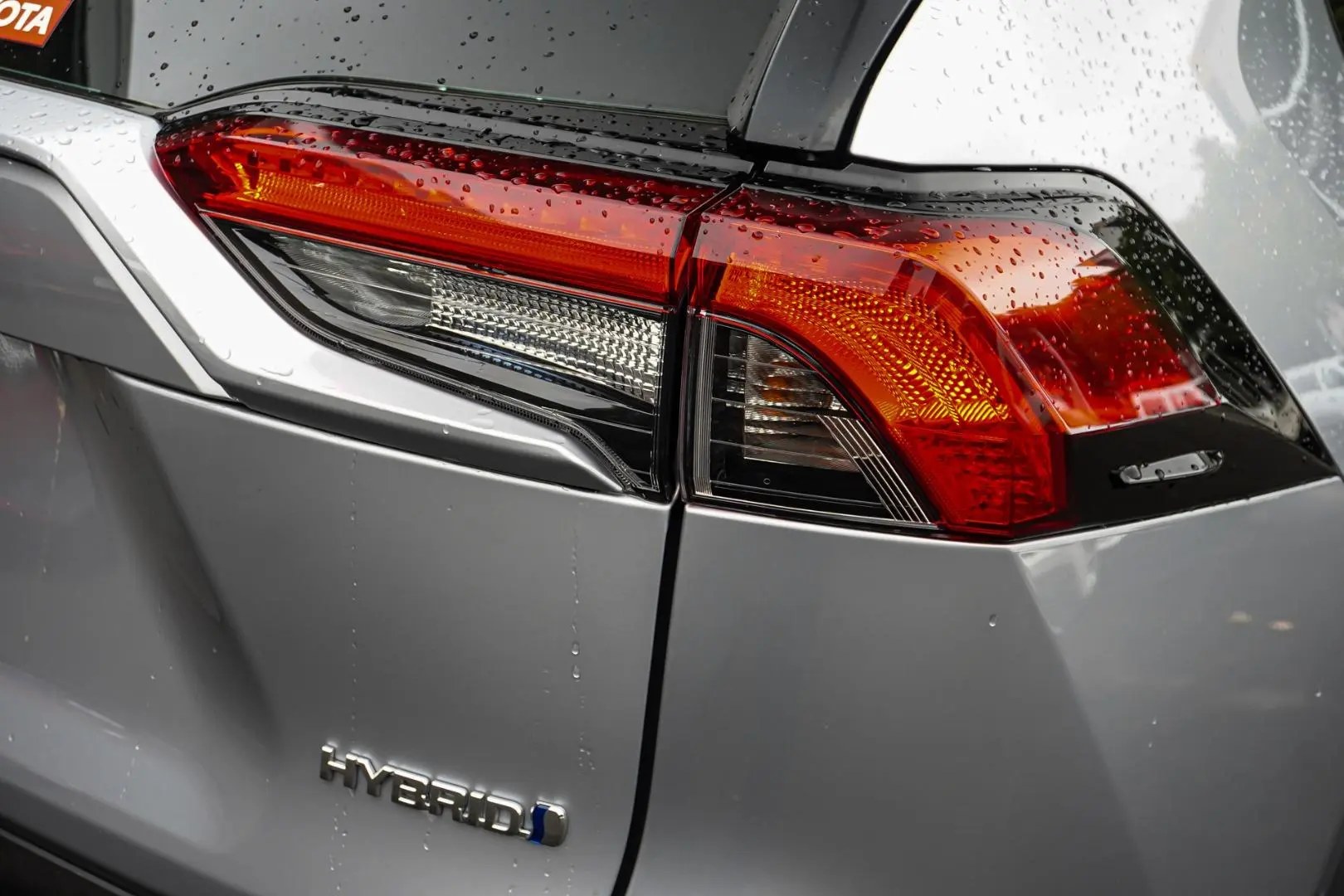 2024 Toyota RAV4 Gallery Image 12