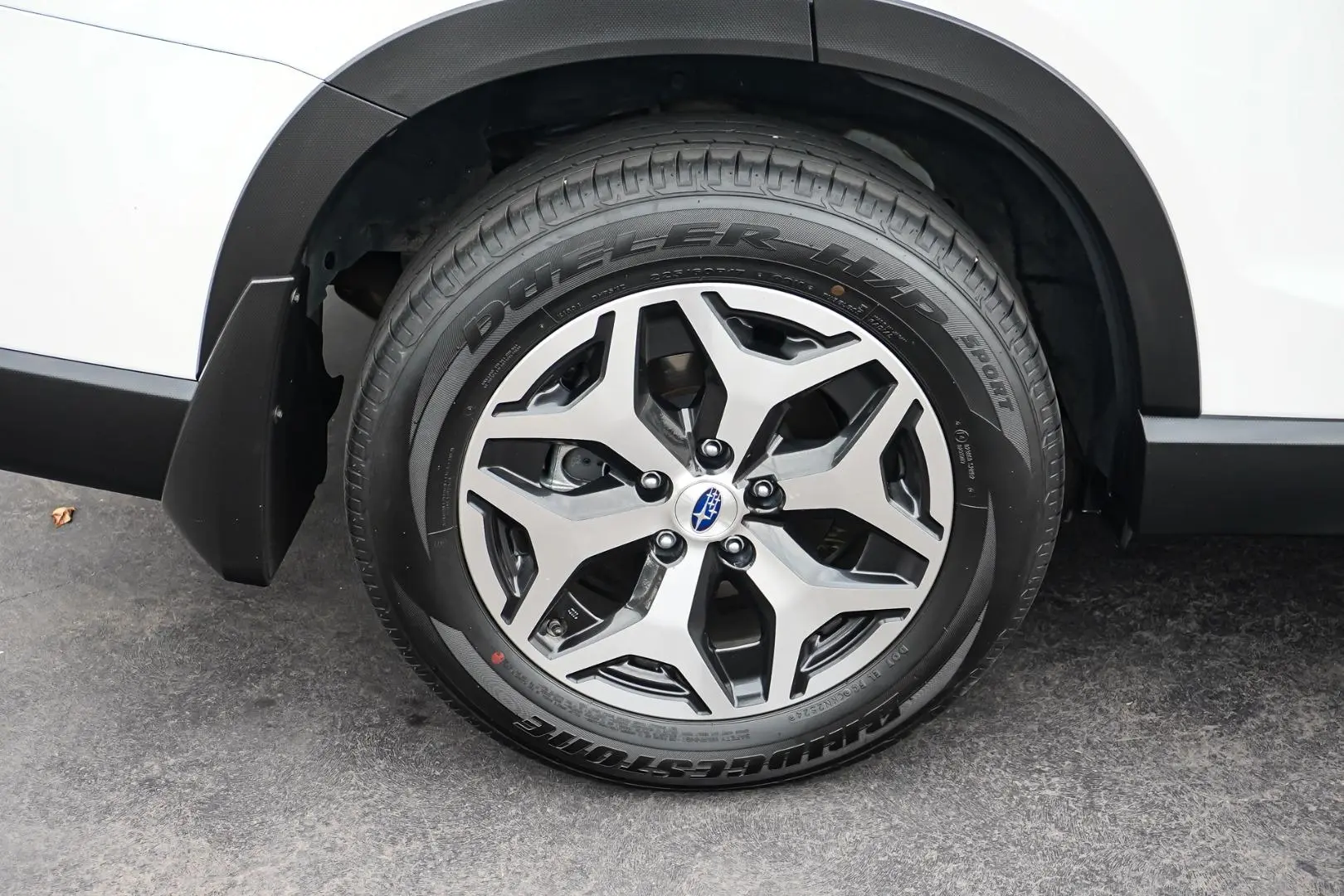 2024 Subaru Forester Gallery Image 17